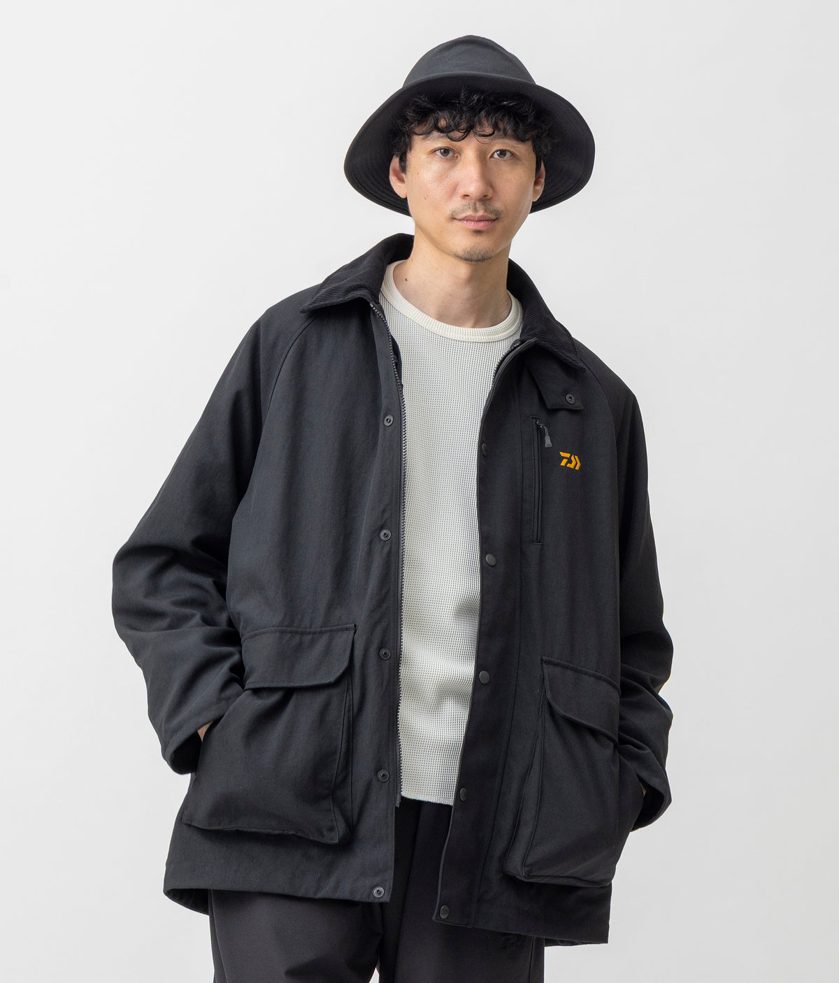model:178㎝, B85, W70, H88 Lサイズ着用