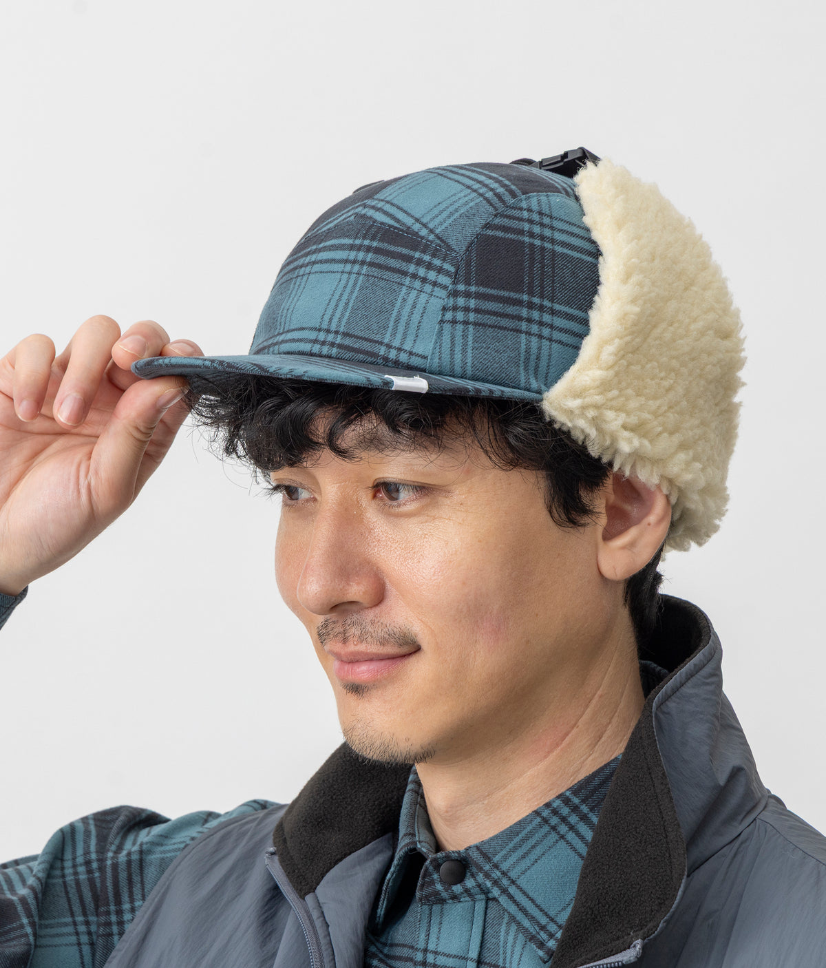 FLANNEL EAR FLAP CAP