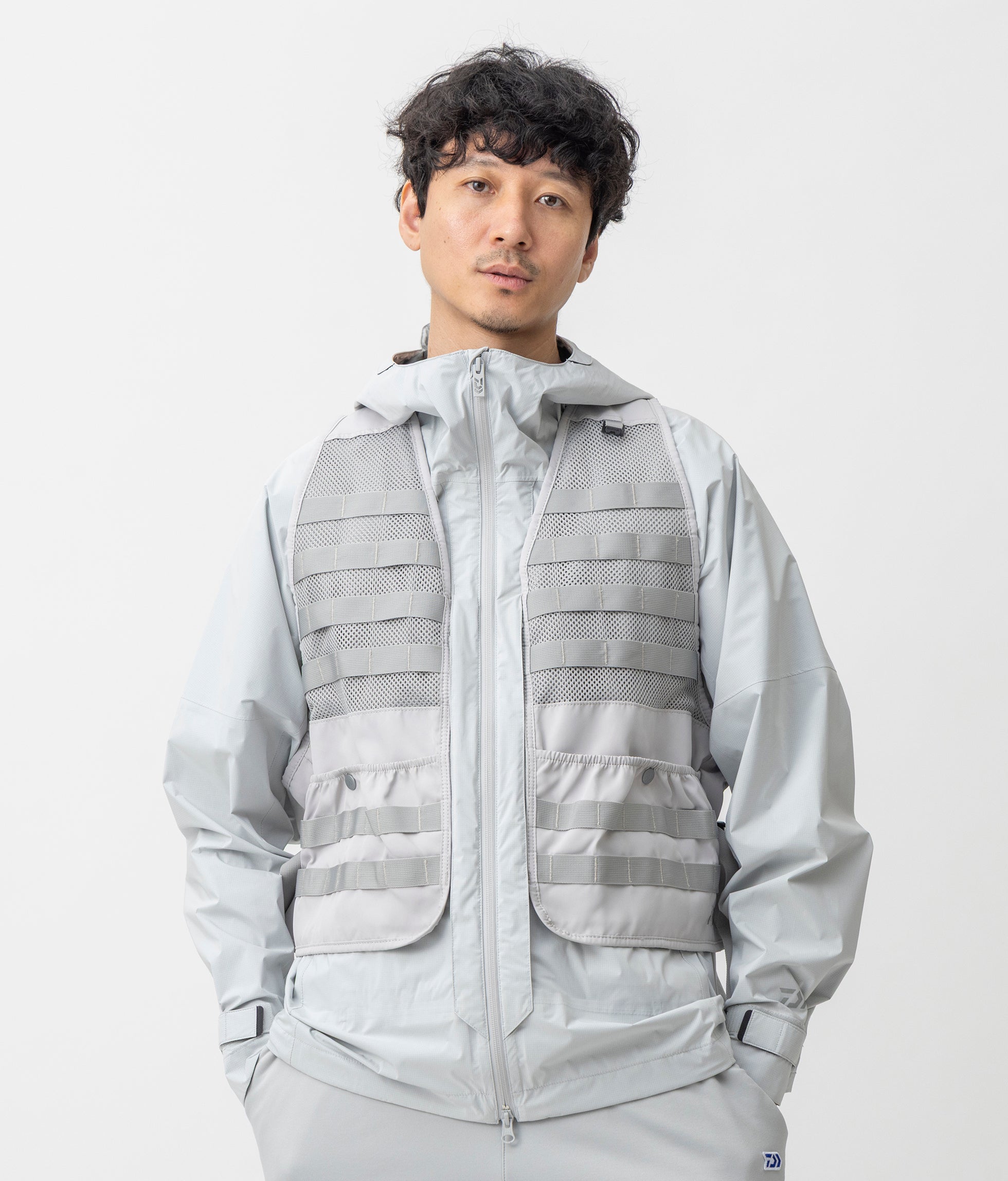 model:178㎝, B85, W70, H88