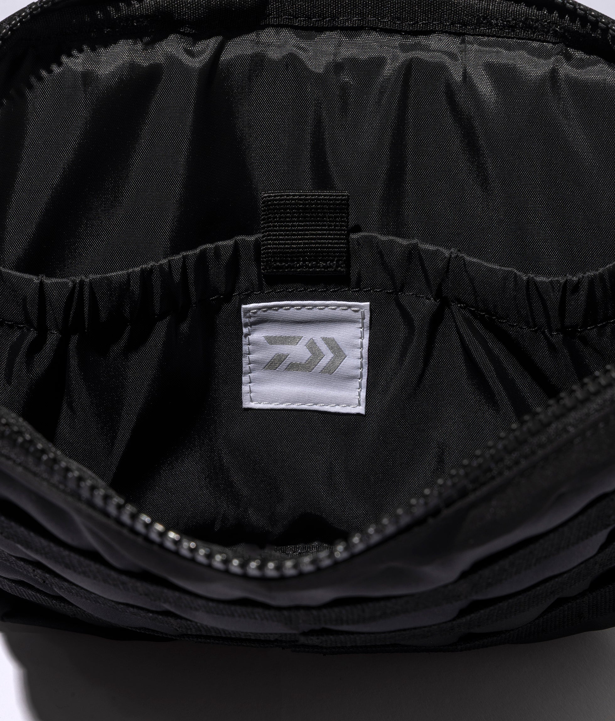 EXPANSION MOBILE POUCH