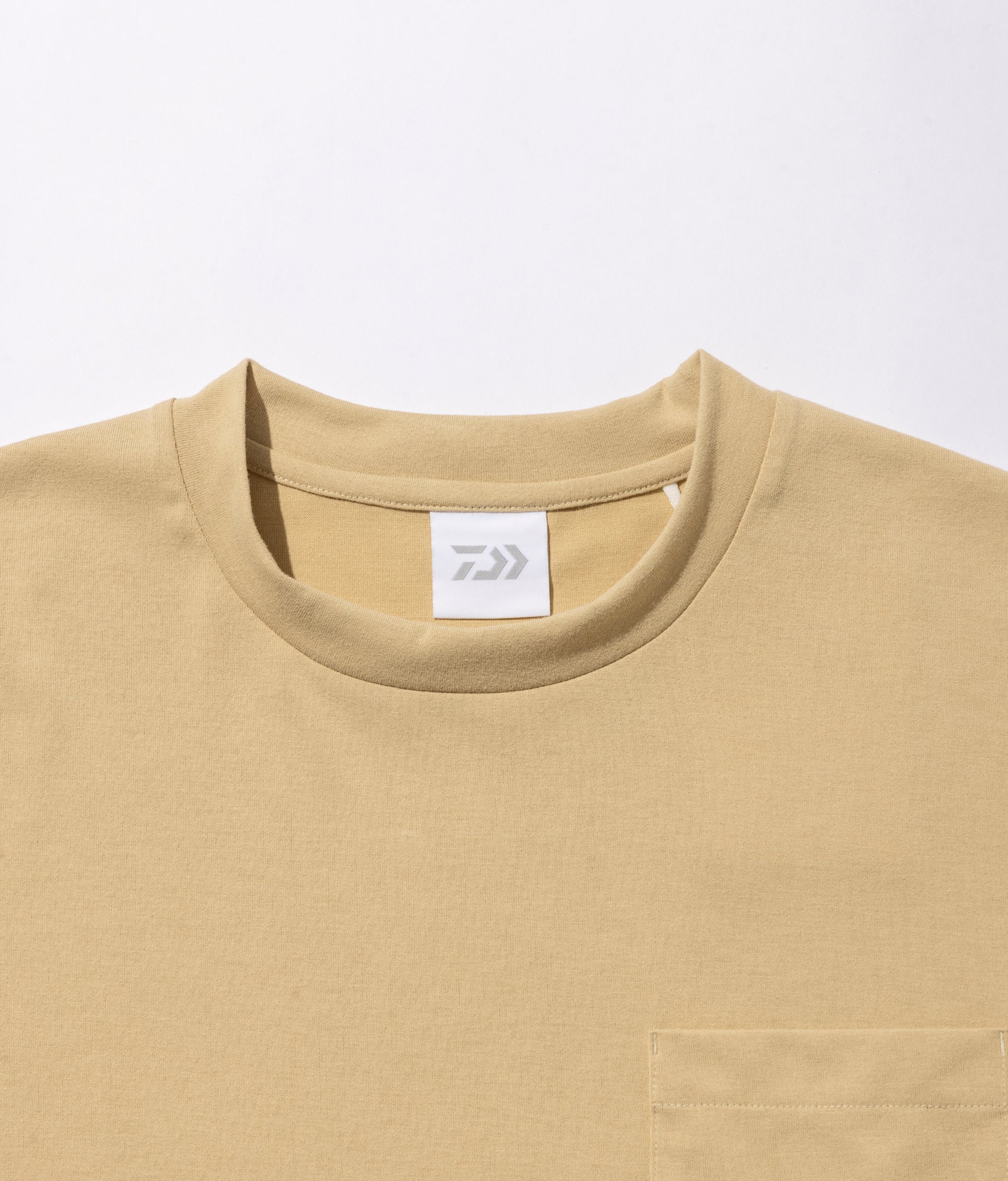 SHADE POCKET T-SHIRT
