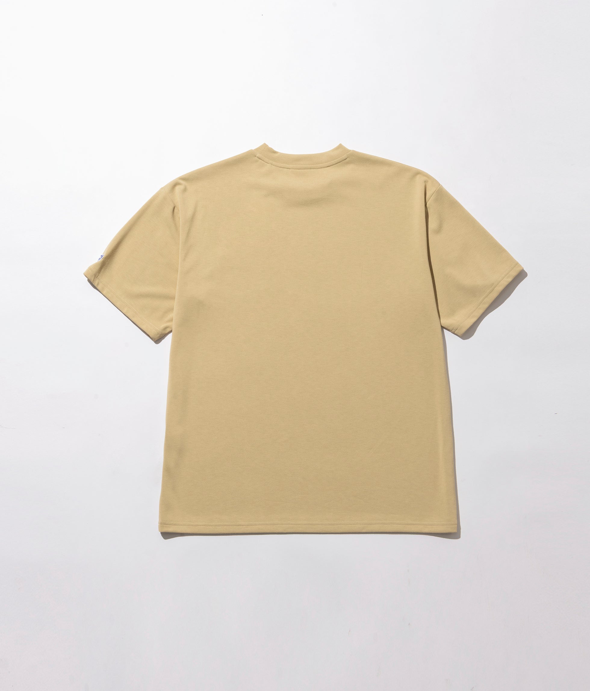 SHADE POCKET T-SHIRT