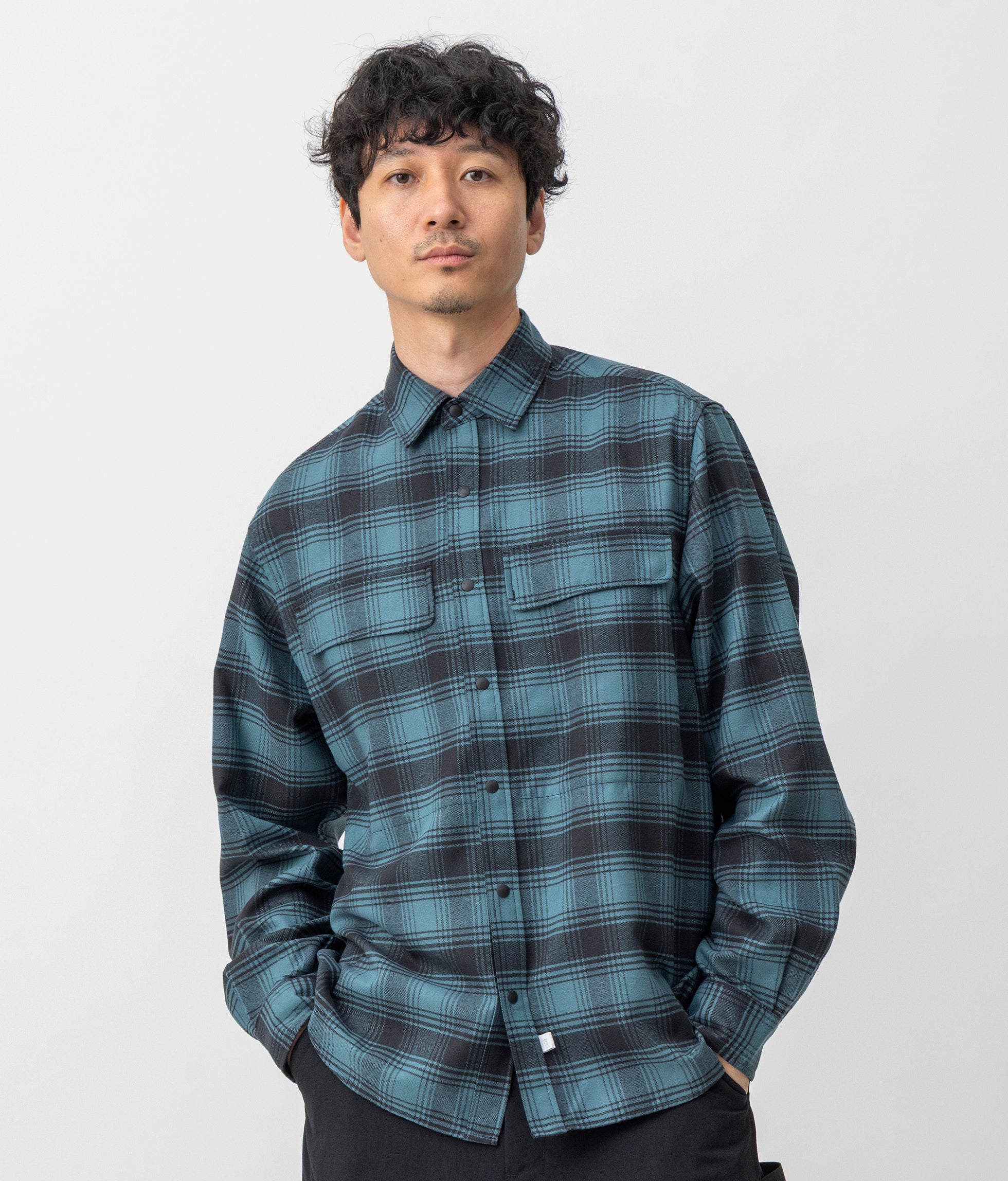 model：178㎝, B85, W70, H88 Lサイズ着用