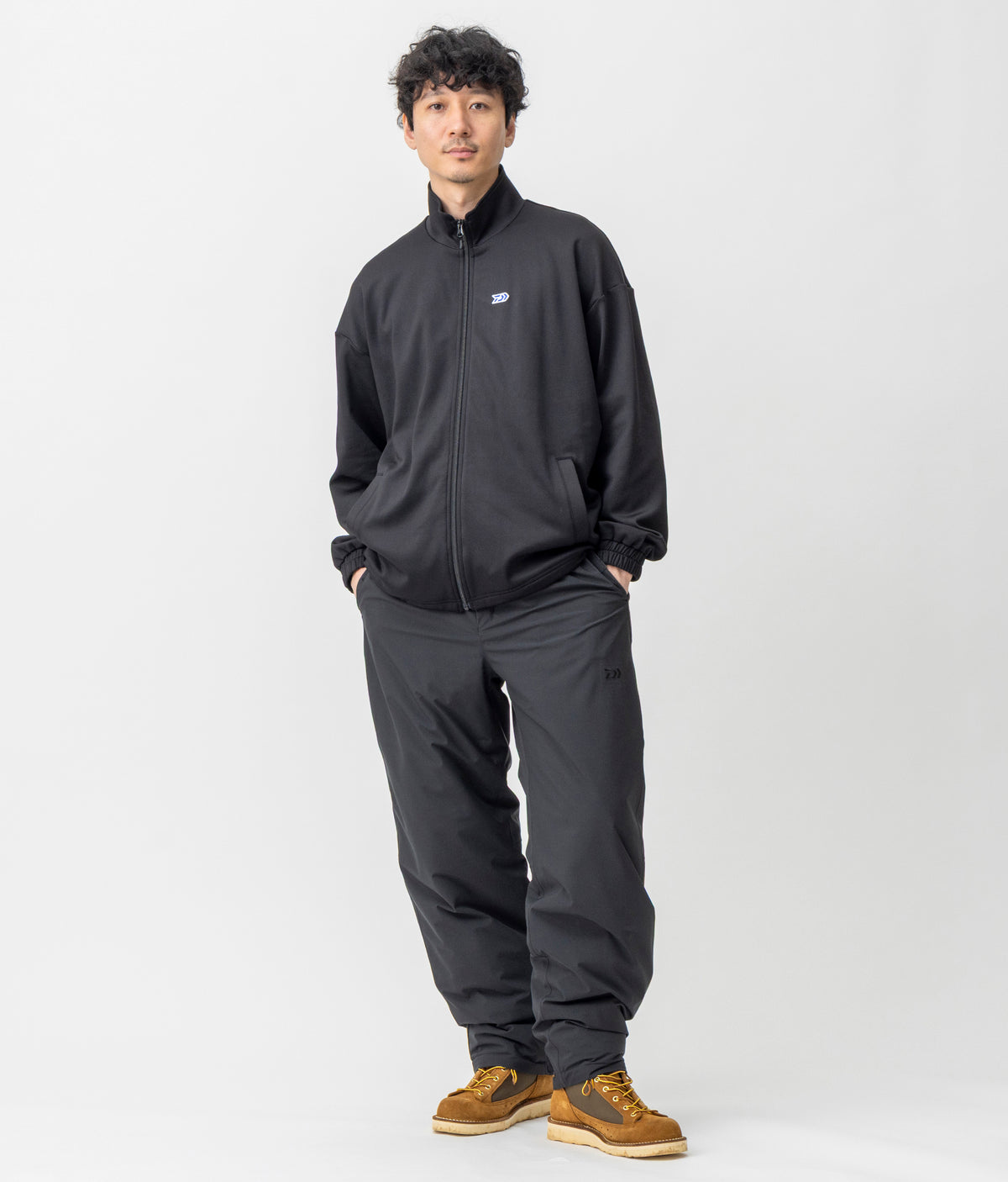 DANRO TECH ZIP UP SWEAT